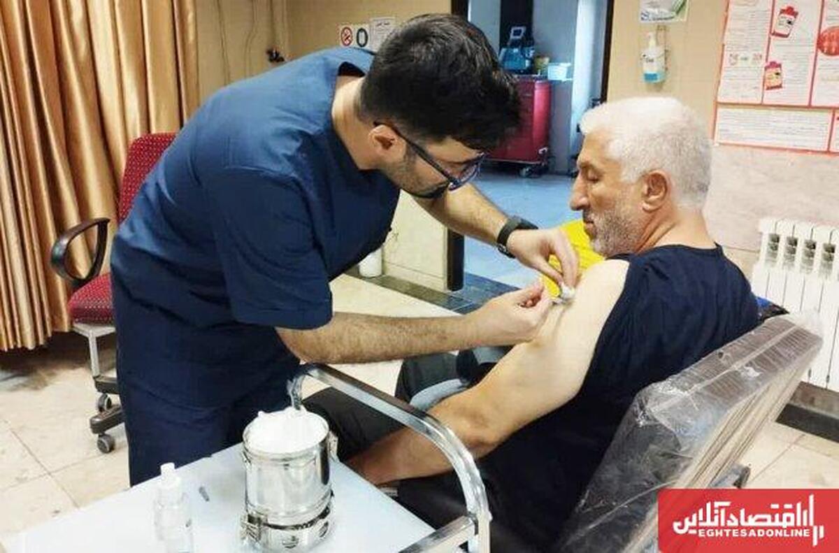 آغاز تزریق واکسن آنفلوانزا به ایثارگران آذربایجان شرقی آغاز تزریق واکسن آنفلوانزا به ایثارگران آذربایجان شرقی