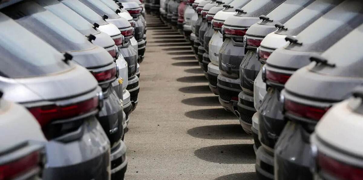 نتایج قرعهکشی خودروهای وارداتی فردا اعلام میشود نتایج قرعهکشی خودروهای وارداتی فردا اعلام میشود