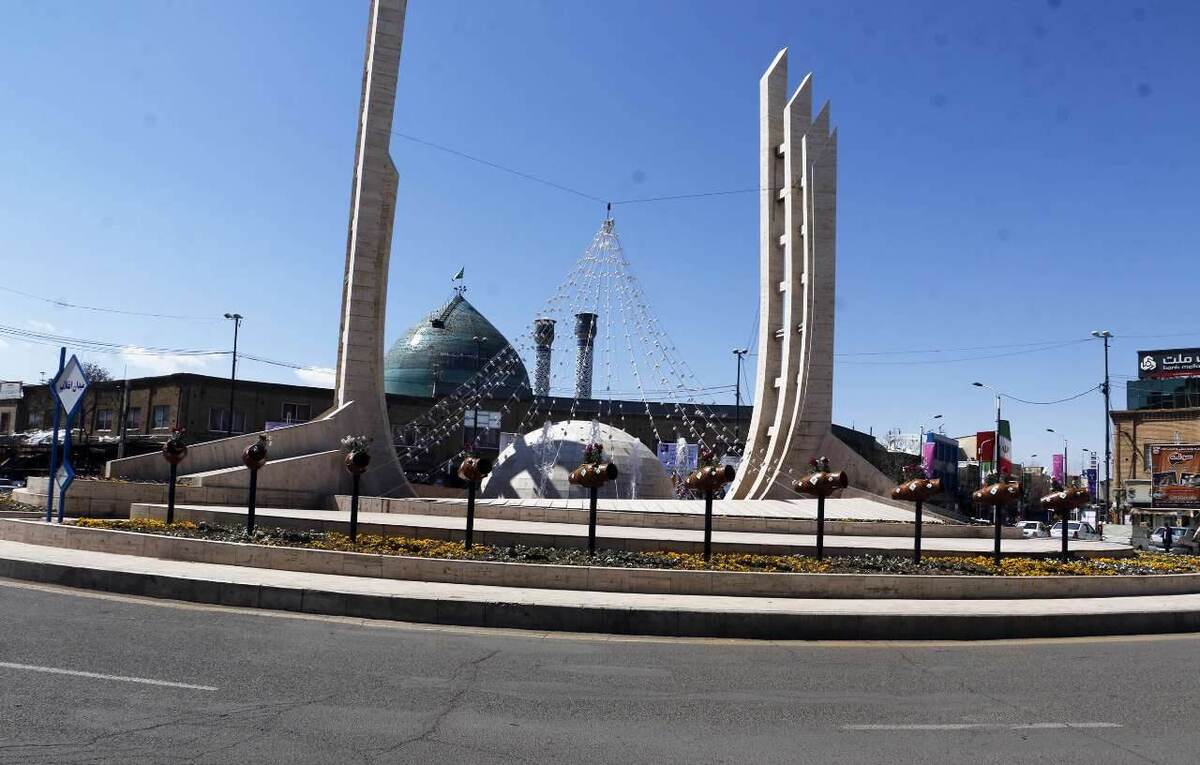 شهرداری یک زن در استان زنجان + عکس شهرداری یک زن در استان زنجان + عکس