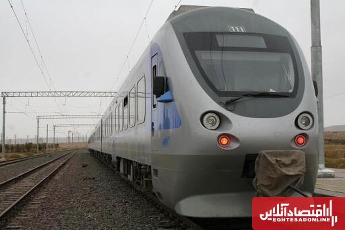 کمبود ظرفیت قطار دانشگاه شهید مدنی؛ دانشجویان تبریزی در صف مشکلات حملونقل کمبود ظرفیت قطار دانشگاه شهید مدنی؛ دانشجویان تبریزی در صف مشکلات حملونقل