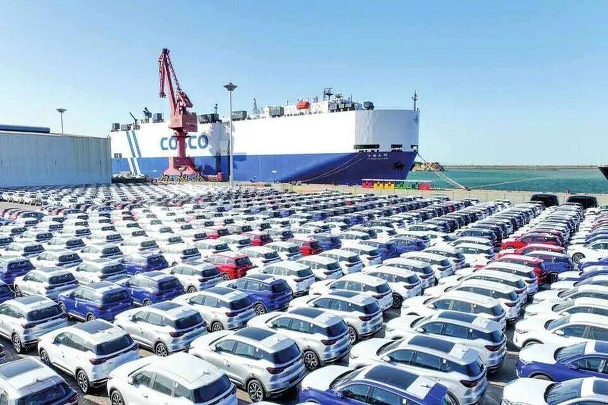 اما و اگرهای رفع تعهد ارزی صادرکنندگان با واردات خودرو/ دست اندازهای واردات خودرو حذف میشود؟ اما و اگرهای رفع تعهد ارزی صادرکنندگان با واردات خودرو/ دست اندازهای واردات خودرو حذف میشود؟
