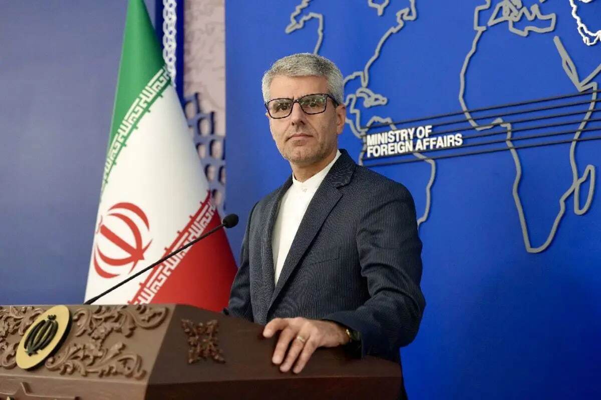 الگوهای پاسخ ما به تجاوزات مشخص است / برای پاسخگویی، از همه ظرفیتهای خود با تمام قوا بهره خواهیم گرفت / واکنش بقایی به حضور بمبافکنهای آمریکا در خاورمیانه الگوهای پاسخ ما به تجاوزات مشخص است / برای پاسخگویی، از همه ظرفیتهای خود با تمام قوا بهره خواهیم گرفت / واکنش بقایی به حضور بمبافکنهای آمریکا در خاورمیانه