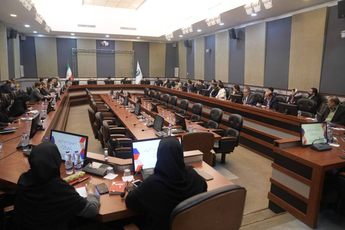 ظرفیتهای بازار سرمایه در تامین مالی پروژههای مناطق آزاد بررسی شد ظرفیتهای بازار سرمایه در تامین مالی پروژههای مناطق آزاد بررسی شد