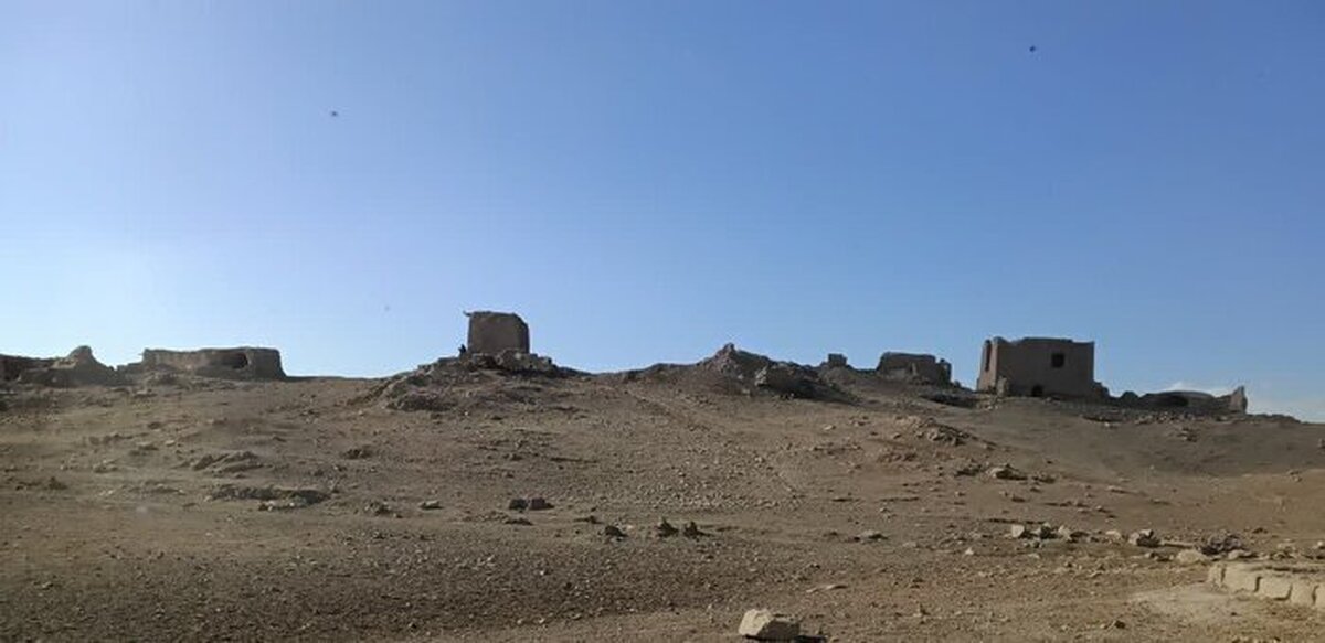 این روستای کشور فقط یک نفر جمعیت دارد این روستای کشور فقط یک نفر جمعیت دارد