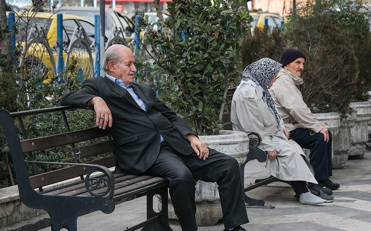 حقوق بازنشستگان در ماه آبان چند میلیون اضافه میشود؟ حقوق بازنشستگان در ماه آبان چند میلیون اضافه میشود؟