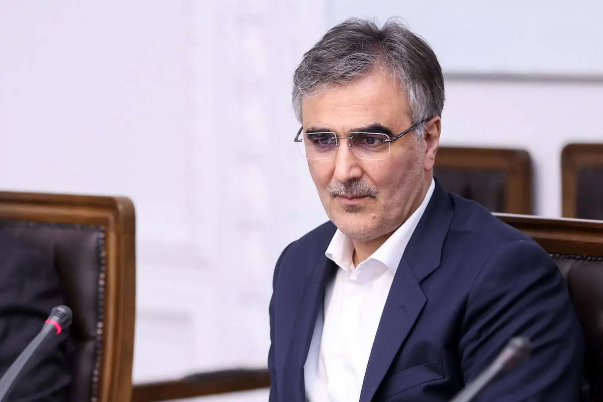 تحلیل مهم فرزین از تاثیر ترامپ بر اقتصاد ایران تحلیل مهم فرزین از تاثیر ترامپ بر اقتصاد ایران