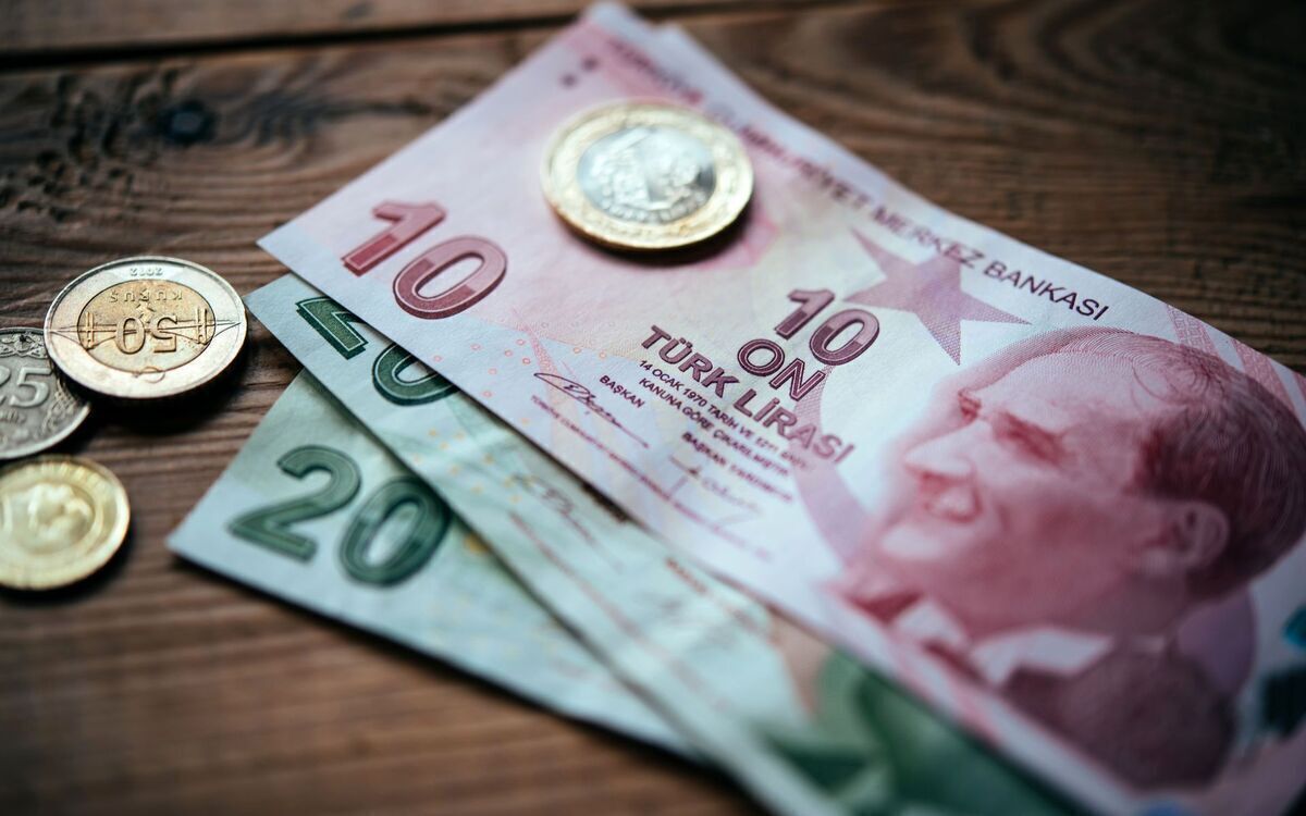 قیمت لیر ۲۲ آبان ۱۴۰۳ + جدول قیمت لیر ۲۲ آبان ۱۴۰۳ + جدول