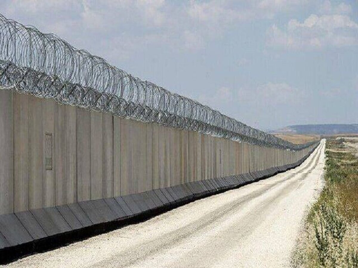 دیوارکشی ۹۰ کیلومتری در مرزهای ایران آغاز شد + فیلم دیوارکشی ۹۰ کیلومتری در مرزهای ایران آغاز شد + فیلم