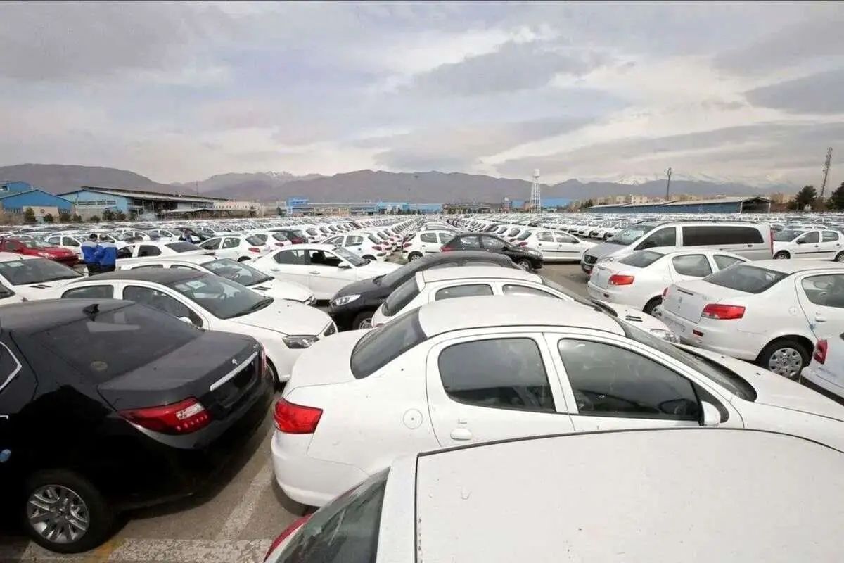 احتمال کاهش قیمت خودرو با حضور ترامپ در کاخ سفید / خودروهای مونتاژی خریداری ندارد احتمال کاهش قیمت خودرو با حضور ترامپ در کاخ سفید / خودروهای مونتاژی خریداری ندارد