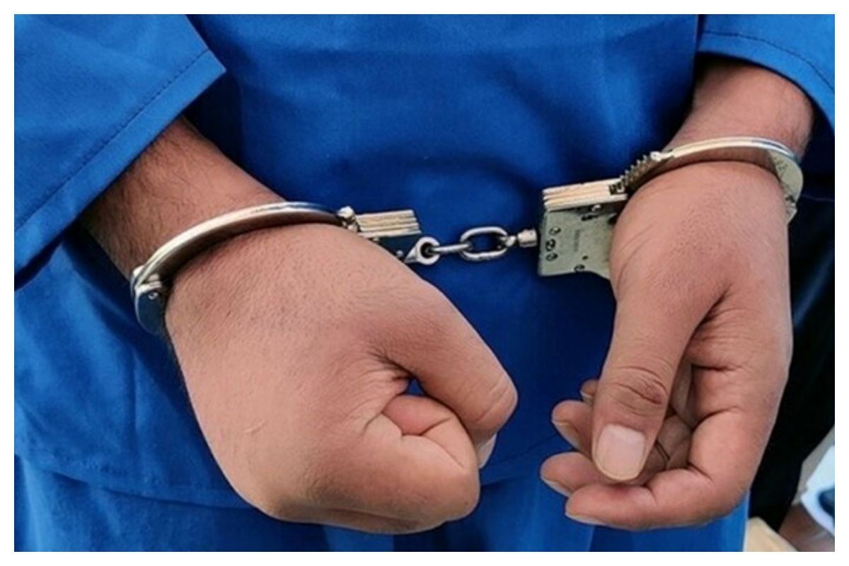۲۲ سرقت از فروشگاههای مشهد/ متهم به دام پلیس افتاد ۲۲ سرقت از فروشگاههای مشهد/ متهم به دام پلیس افتاد