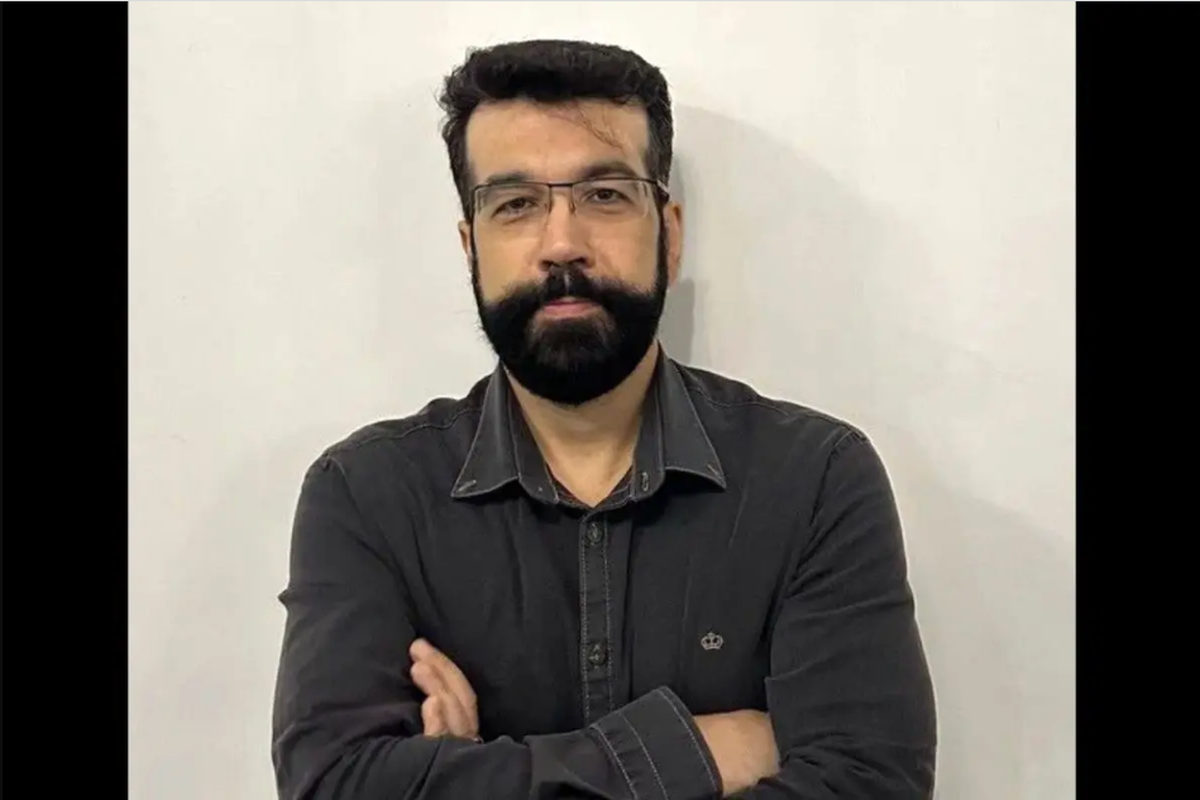 بیانیه شدیدالحن انجمن اخلاق پزشکی ایران درباره قتل دکتر مسعود داوودی بیانیه شدیدالحن انجمن اخلاق پزشکی ایران درباره قتل دکتر مسعود داوودی