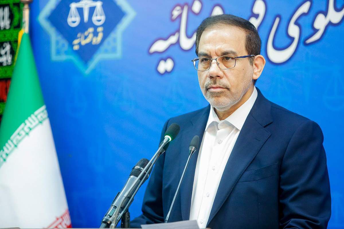 رئیس شرکت نفت استان کرمان در بازداشت است رئیس شرکت نفت استان کرمان در بازداشت است
