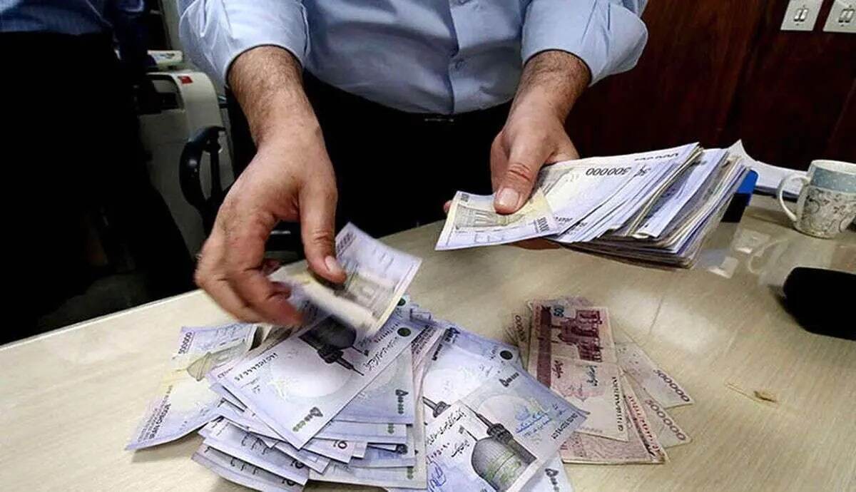 رقم عیدی ۱۴۰۳ کارگران بر اساس مدت کارکرد / کارگر با ۶ ماه کارکرد چقدر میگیرد؟ رقم عیدی ۱۴۰۳ کارگران بر اساس مدت کارکرد / کارگر با ۶ ماه کارکرد چقدر میگیرد؟