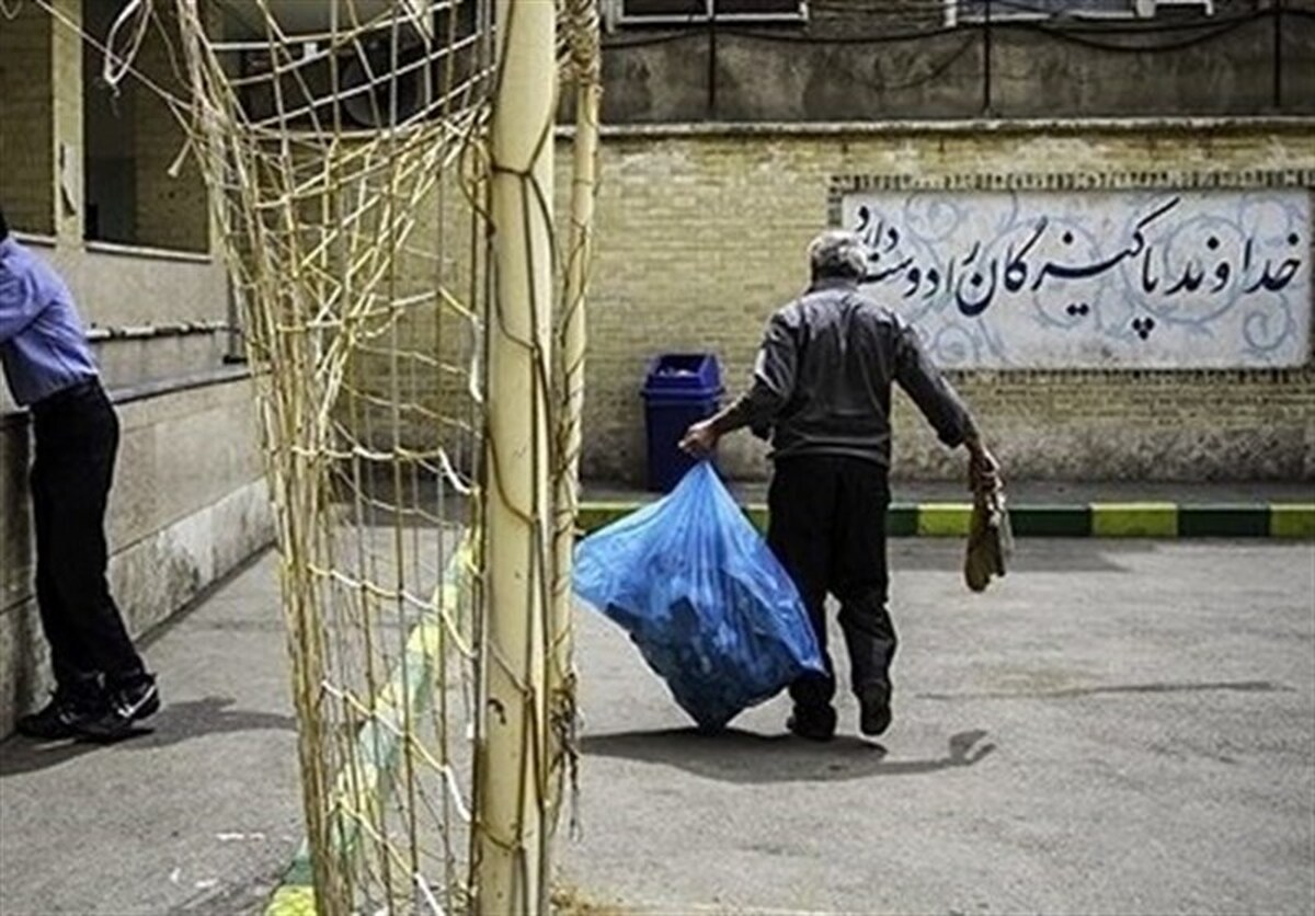 استخدام ۴۷۰۰۰ نیرو از سوی مدارس کشور استخدام ۴۷۰۰۰ نیرو از سوی مدارس کشور
