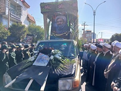 پیکر امام جمعه شهید کازرون در زادگاهش آرام گرفت + فیلم