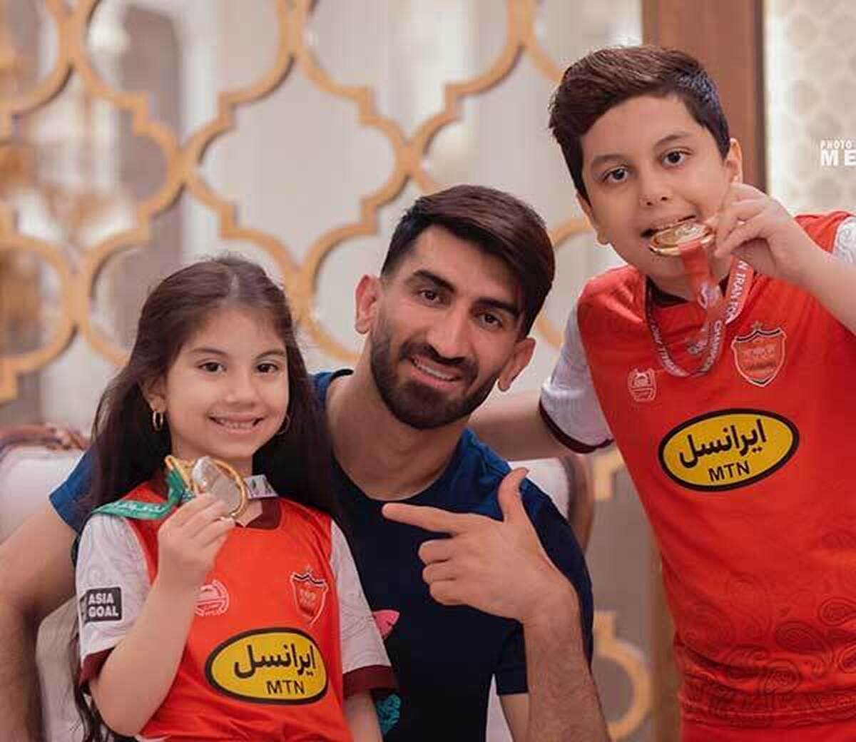 تولد مجلل پسر بیرانوند با تم فوتبالی سوژه مجازی شد + عکس تولد مجلل پسر بیرانوند با تم فوتبالی سوژه مجازی شد + عکس