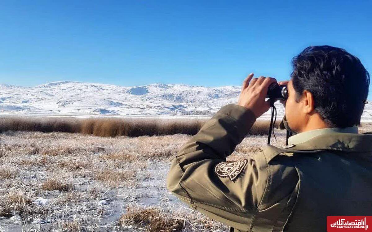 کاهش دمای شدید در چالدران؛ تالابها در حال یخزدن هستند کاهش دمای شدید در چالدران؛ تالابها در حال یخزدن هستند