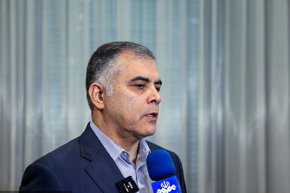 پاکنژاد: تغییرات احتمالی قیمت بنزین را اطلاعرسانی میکنیم پاکنژاد: تغییرات احتمالی قیمت بنزین را اطلاعرسانی میکنیم