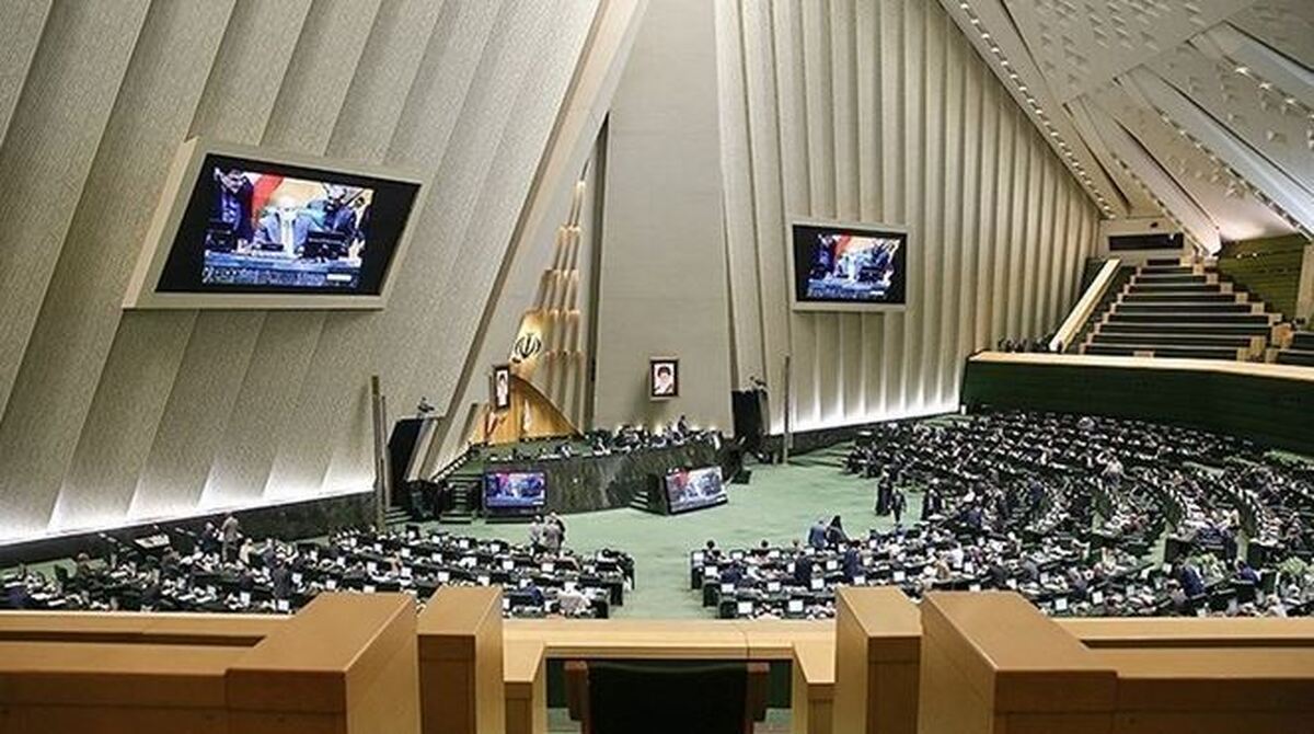 حذف یارانه نقدی دهکهای بالا/ منابع جدید برای حمایت از اقشار آسیبپذیر حذف یارانه نقدی دهکهای بالا/ منابع جدید برای حمایت از اقشار آسیبپذیر