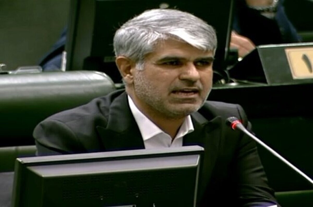 حقوق معلمان بازنشسته نیمه دوم سال ۱۴۰۰ براساس حکم رتبهبندی پرداخت میشود حقوق معلمان بازنشسته نیمه دوم سال ۱۴۰۰ براساس حکم رتبهبندی پرداخت میشود