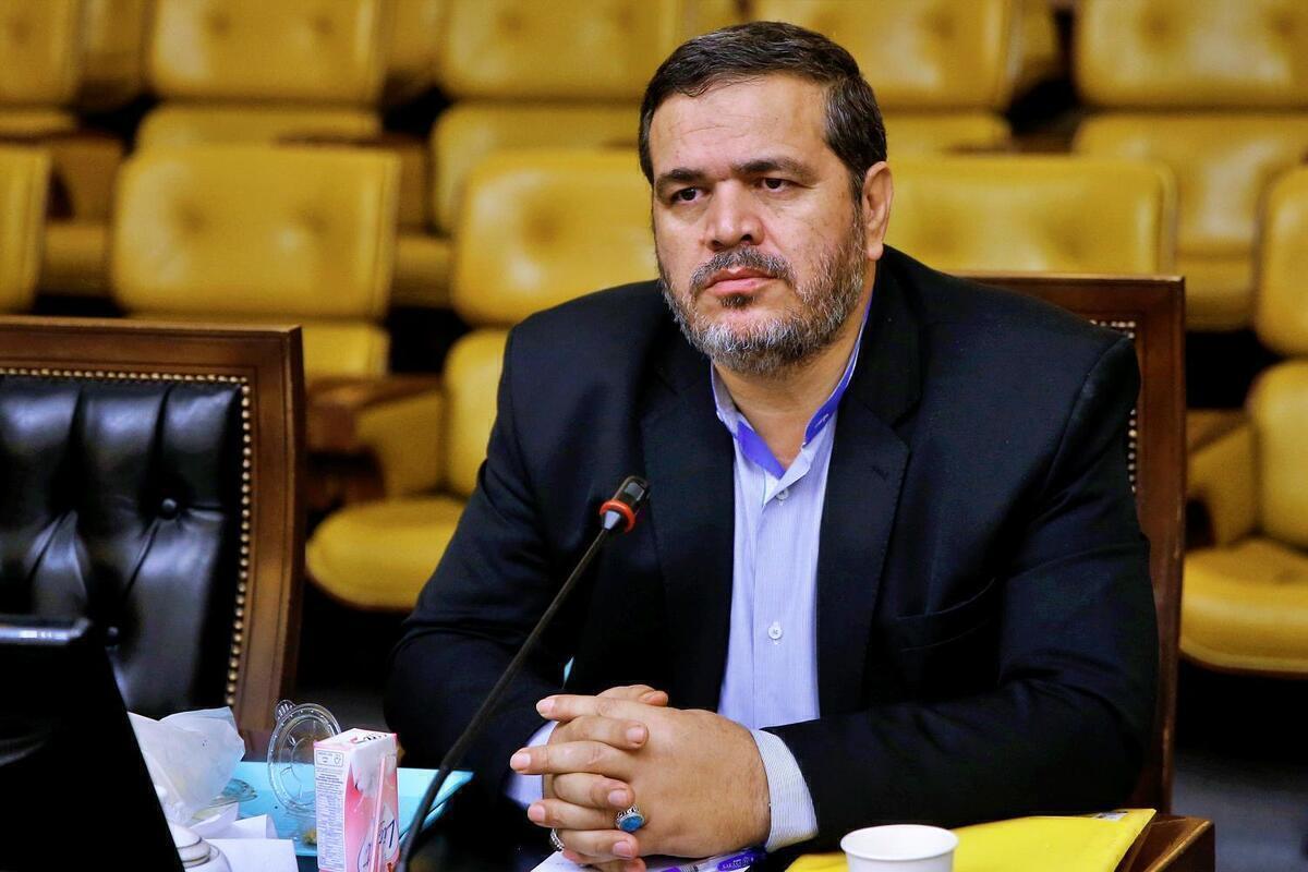عنابستانی: بابت فیلم پوپک و مش ماشالا که تبلیغ بویفرند و گرلفرند بود، از دخترم خجالت کشیدم عنابستانی: بابت فیلم پوپک و مش ماشالا که تبلیغ بویفرند و گرلفرند بود، از دخترم خجالت کشیدم