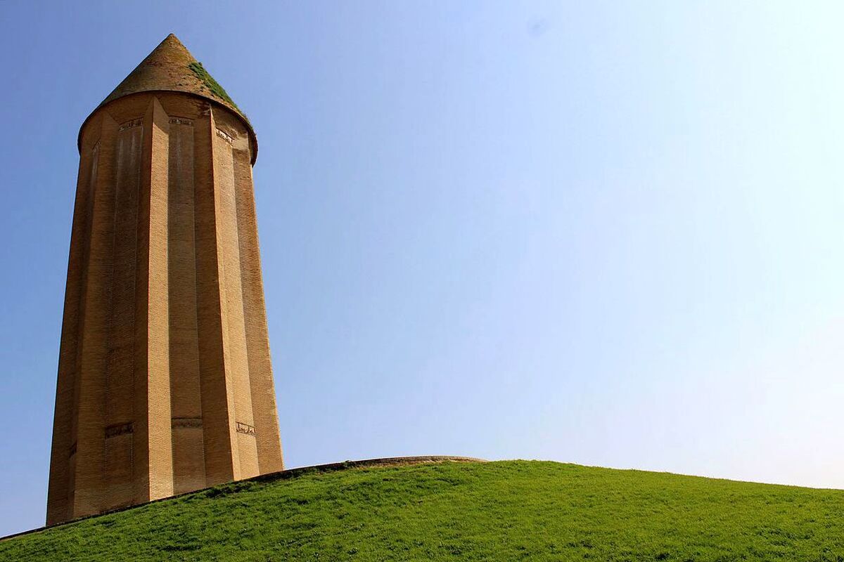 گنبد قابوس ترک برداشت/ چه بلایی بر سر بلندترین برج آجری جهان آمده؟ گنبد قابوس ترک برداشت/ چه بلایی بر سر بلندترین برج آجری جهان آمده؟