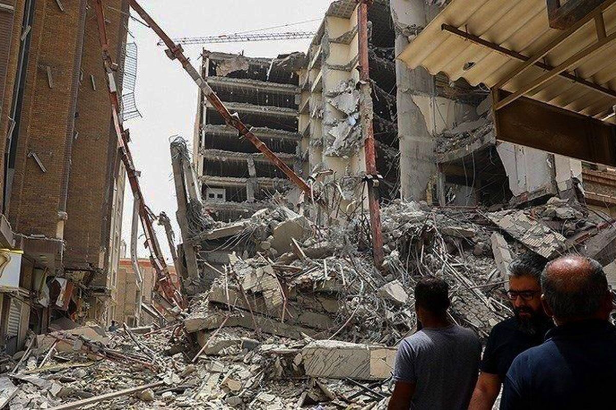 گزارش کامل از حادثه ریزش ساختمان در اهواز + تحلیل کارشناسان و مسئولان گزارش کامل از حادثه ریزش ساختمان در اهواز + تحلیل کارشناسان و مسئولان