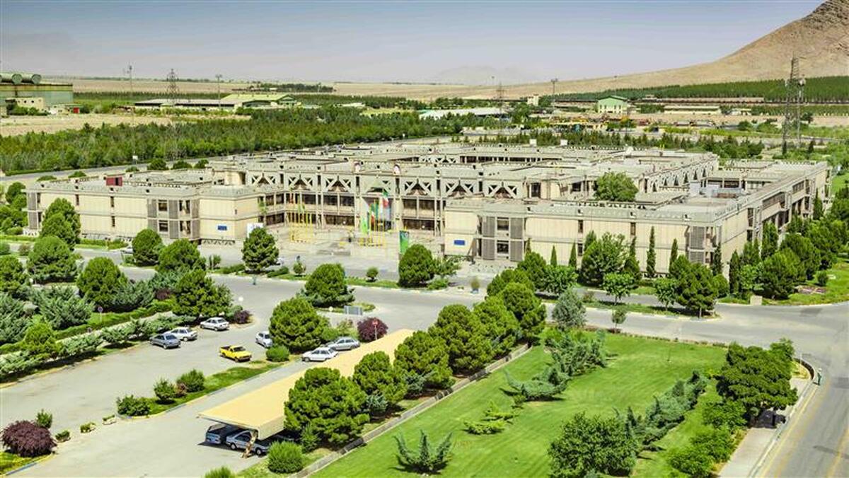 یكی از اولویتهای فولاد مباركه برنامهریزی برای توسعه حمل ریلی است یكی از اولویتهای فولاد مباركه برنامهریزی برای توسعه حمل ریلی است