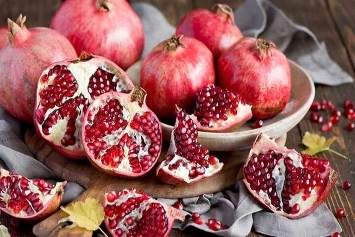 انار مورد نیاز بازار شب یلدا تامین است انار مورد نیاز بازار شب یلدا تامین است