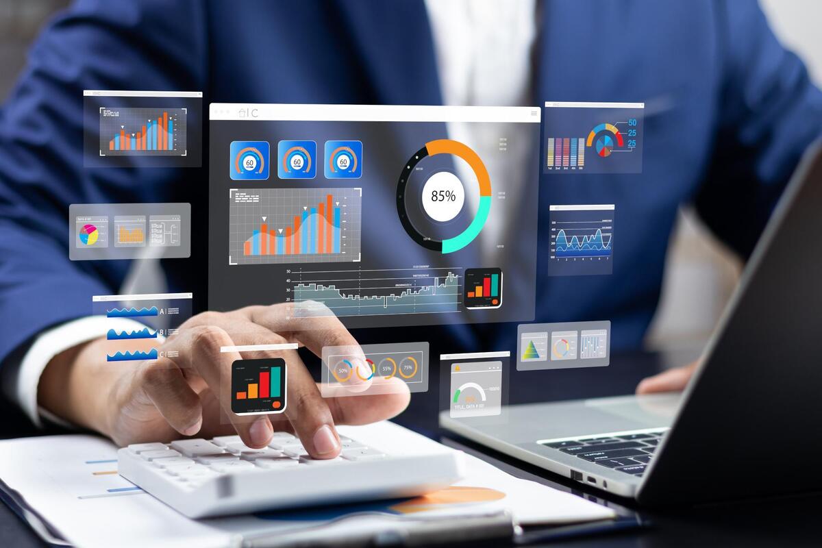 7 بهترین نرم افزار حسابداری برای شرکتها 7 بهترین نرم افزار حسابداری برای شرکتها