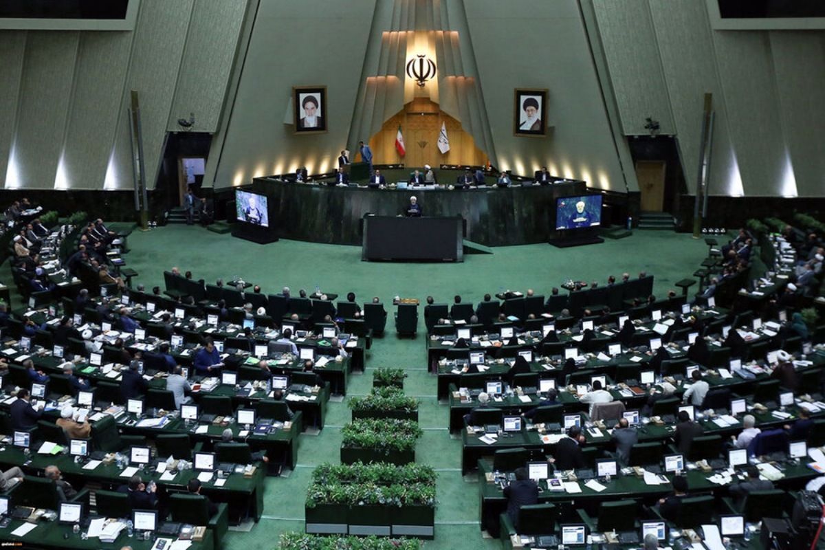طرح ۲ فوریتی مجلس برای حذف حق ماموریت دلاری دولتمردان طرح ۲ فوریتی مجلس برای حذف حق ماموریت دلاری دولتمردان