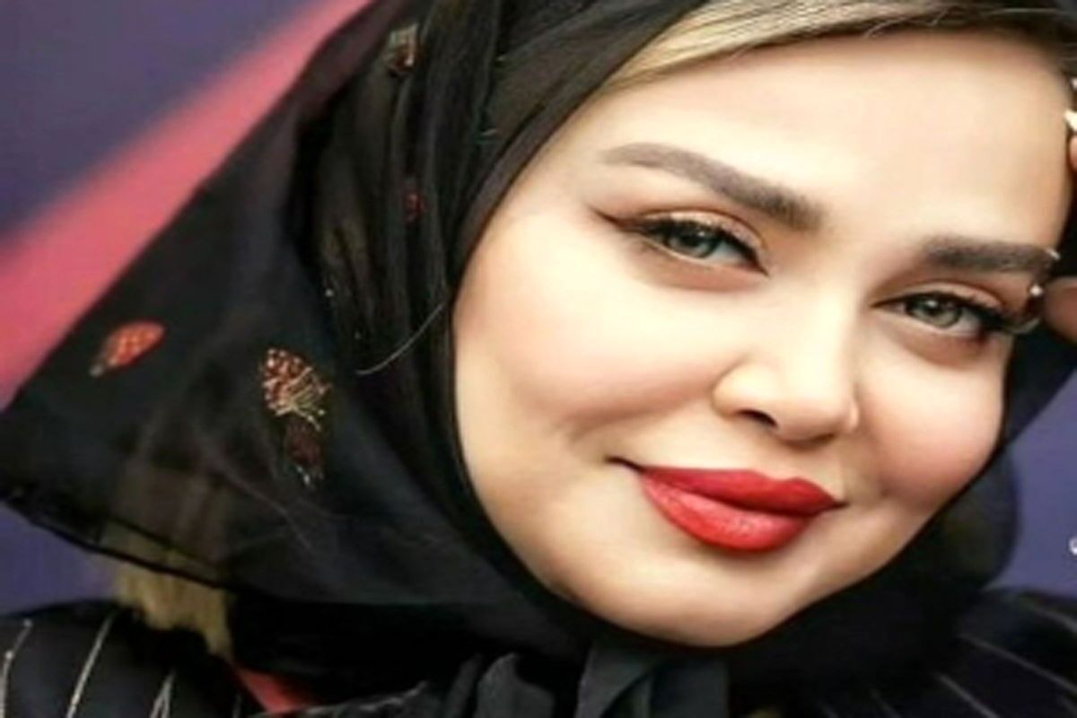 سلفی پربازدید بهاره رهنما با مهران مدیری در جشن حافظ + عکس سلفی پربازدید بهاره رهنما با مهران مدیری در جشن حافظ + عکس