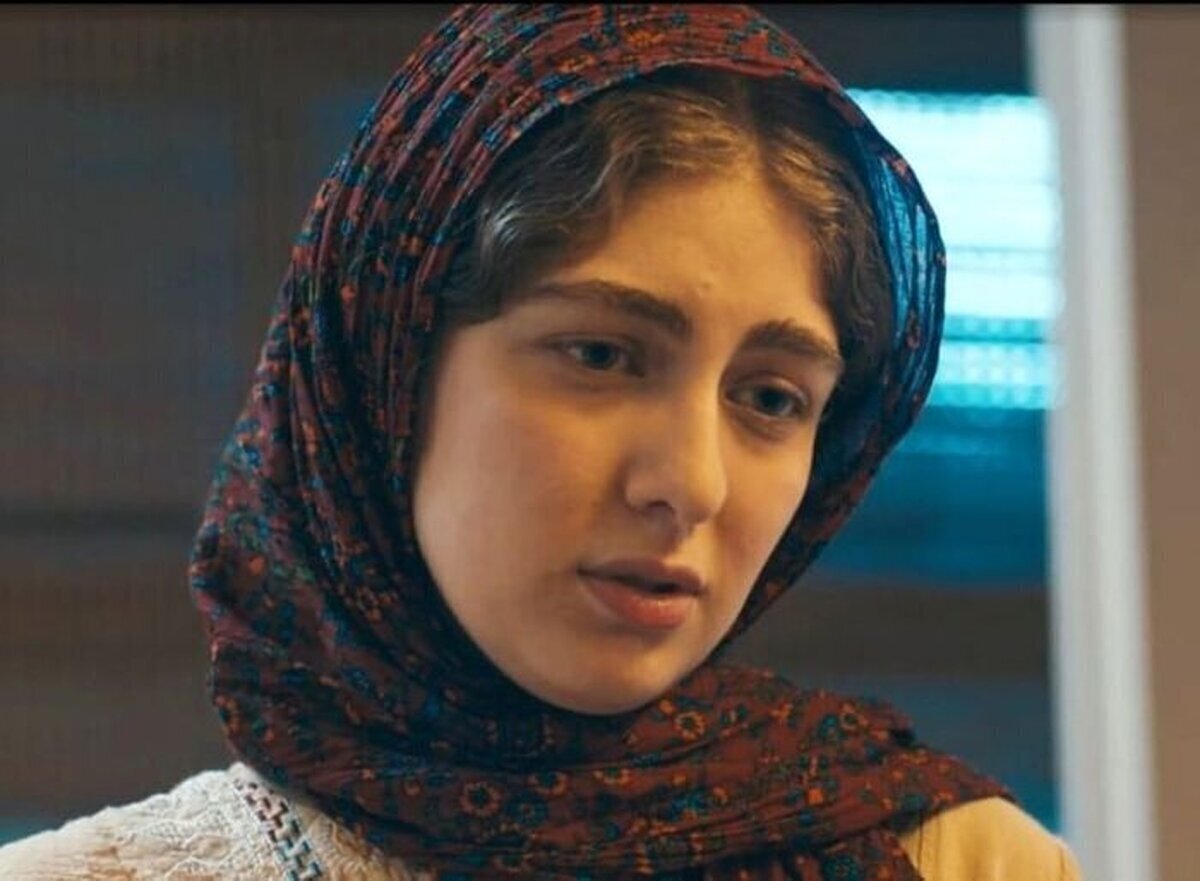 تصاویری جذاب از الیکا ناصری، بازیگر نقش «ابرا» در سریال یاغی، پس از سه سال و در ۲۲ سالگی تصاویری جذاب از الیکا ناصری، بازیگر نقش «ابرا» در سریال یاغی، پس از سه سال و در ۲۲ سالگی