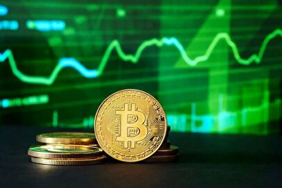 خطر کاهش قیمت بیت‌کوین تا ۷۱ هزار دلار