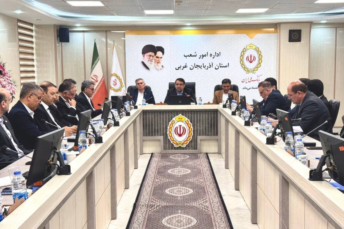 نجارزاده در اولین سفر استانی سال جدید تاکید کرد: باید به صورت عملی از حوزه تولید حمایت کنیم نجارزاده در اولین سفر استانی سال جدید تاکید کرد: باید به صورت عملی از حوزه تولید حمایت کنیم