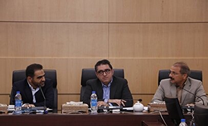 تاکید بر شکل‌گیری ارتباط سیستماتیک بین بازیگران اصلی صادرات/ رونق تولید منوط به توسعه بازارهای صادراتی است