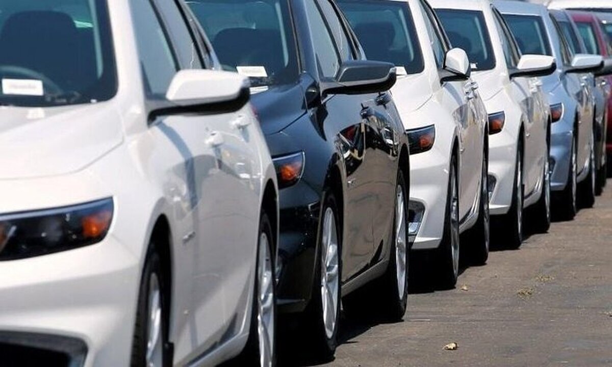 خودروهای وارداتی همچنان مشمول قیمتگذاری هستند خودروهای وارداتی همچنان مشمول قیمتگذاری هستند