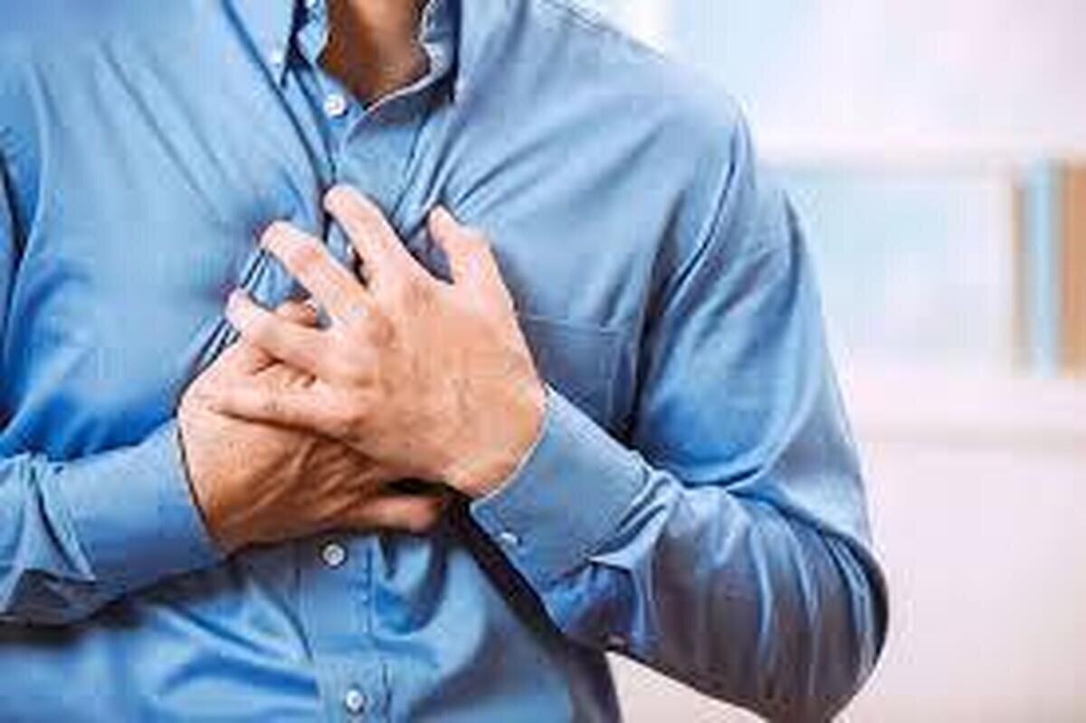 ۸ نشانه اولیه و مهم سکته قلبی را بشناسید ۸ نشانه اولیه و مهم سکته قلبی را بشناسید