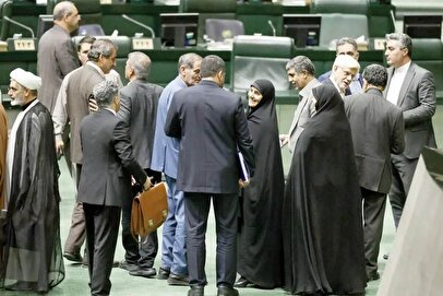 جلسه شبانه و مخفیانه نمایندگان مجلس برای تقابل با دولت