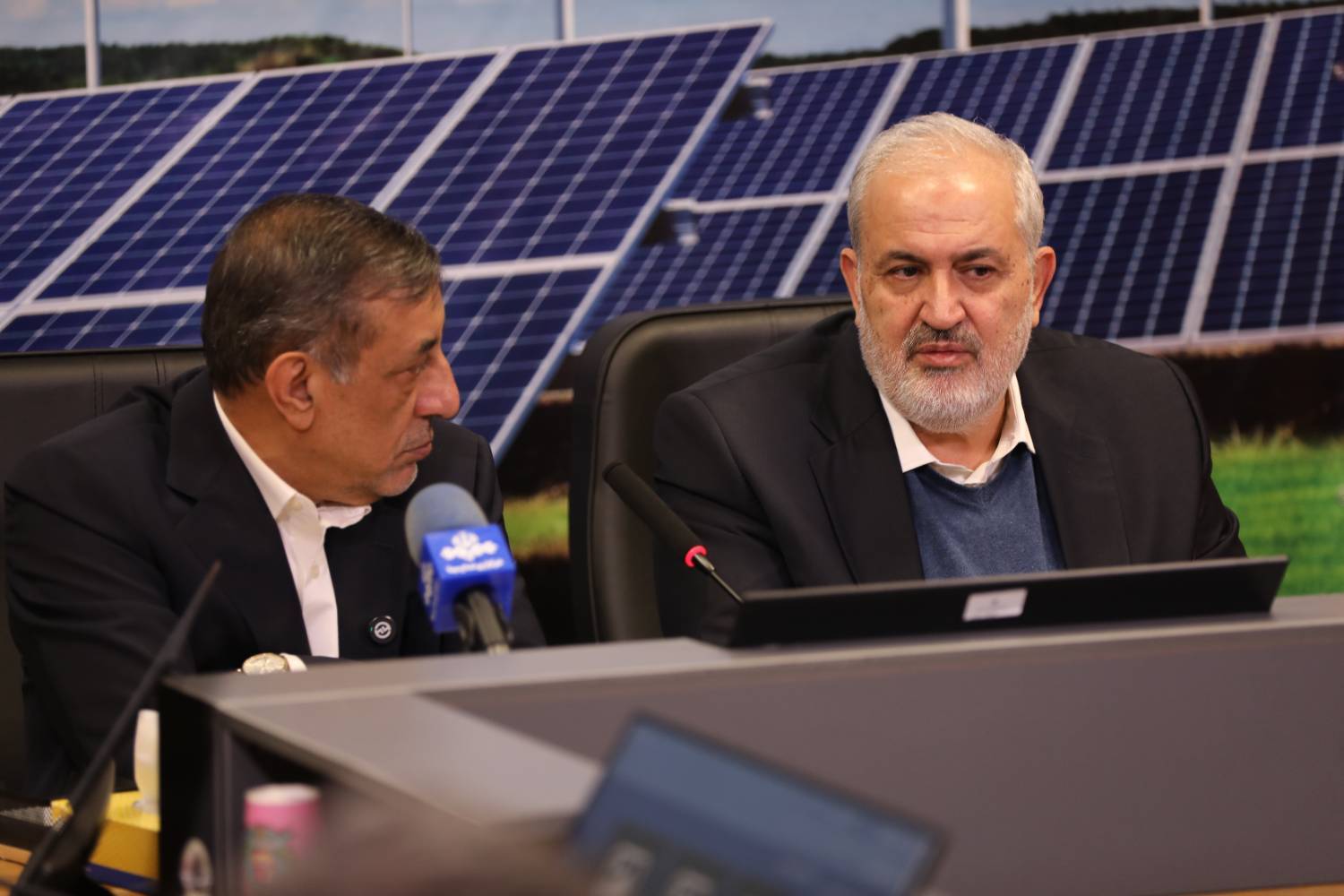 رانت مدیران دولتی با نصب پنل‌های خورشیدی/ وزارت نیرو: کاهش تدریجی راندمان را قبول داریم