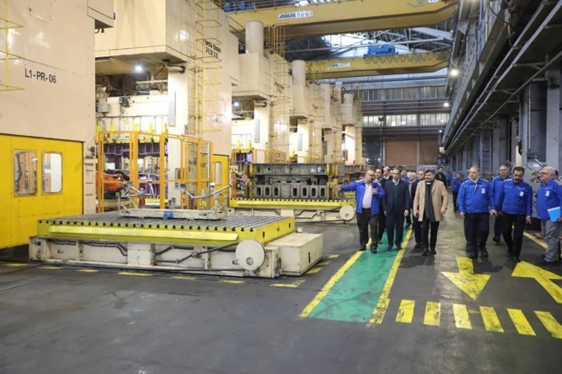 تاکید مدیرعامل ایران‌خودرو بر تامین ورق‌های باکیفیت و ایمن خودرو از منابع داخلی