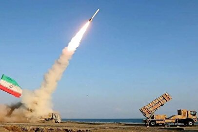 آزمایش موشکی سپاه و دیده شدن خطوط سفید در آسمان/ ماجرا چیست؟