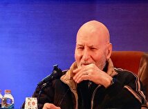 موضع جنجالی بهزاد نبوی: ضد همه انقلاب‌ها شدم + فیلم