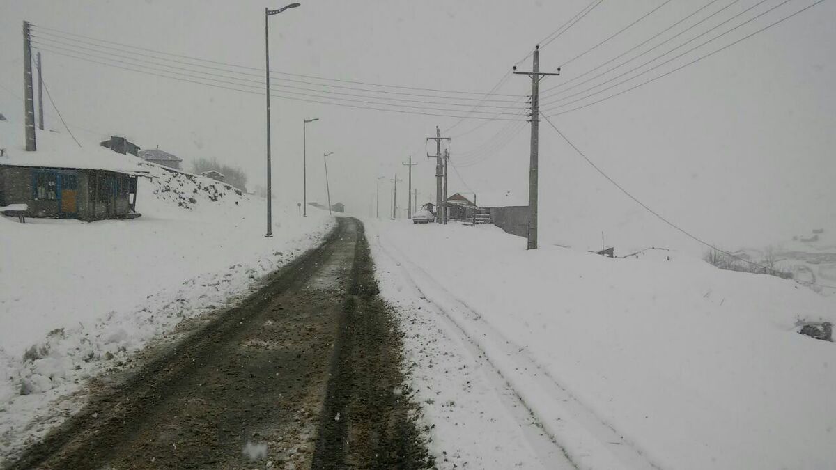 بارش شدید برف در ارتفاعات تالش+ فیلم