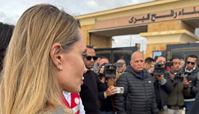 آنجلینا جولی از گذرگاه رفح بازدید کرد + فیلم