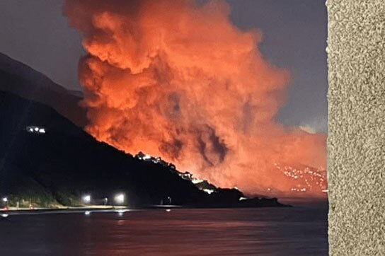 نابودی پایگاههای ونزوئلا در پی حمله آمریکا + عکس نابودی پایگاههای ونزوئلا در پی حمله آمریکا + عکس