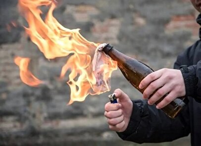 تلاش اغتشاشگران برای به آتش کشیدن یک حسینیه در قم + فیلم