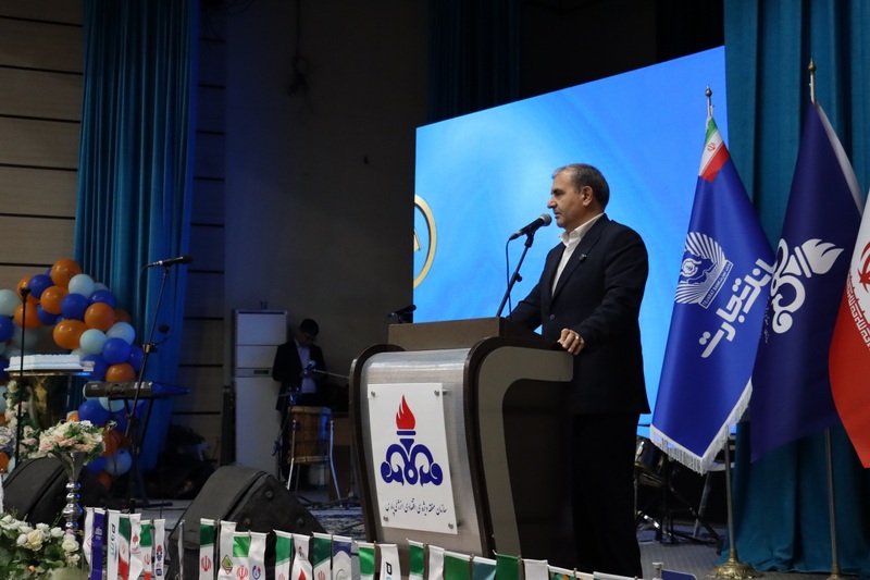 دکتر اخلاقی: صنعت پتروشیمی، نماد توانمندی ملی در خلق ارزش است دکتر اخلاقی: صنعت پتروشیمی، نماد توانمندی ملی در خلق ارزش است