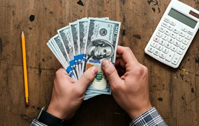 افزایش شدید قیمت دلار امروز ۱۵ دی ۱۴۰۴ + عکس