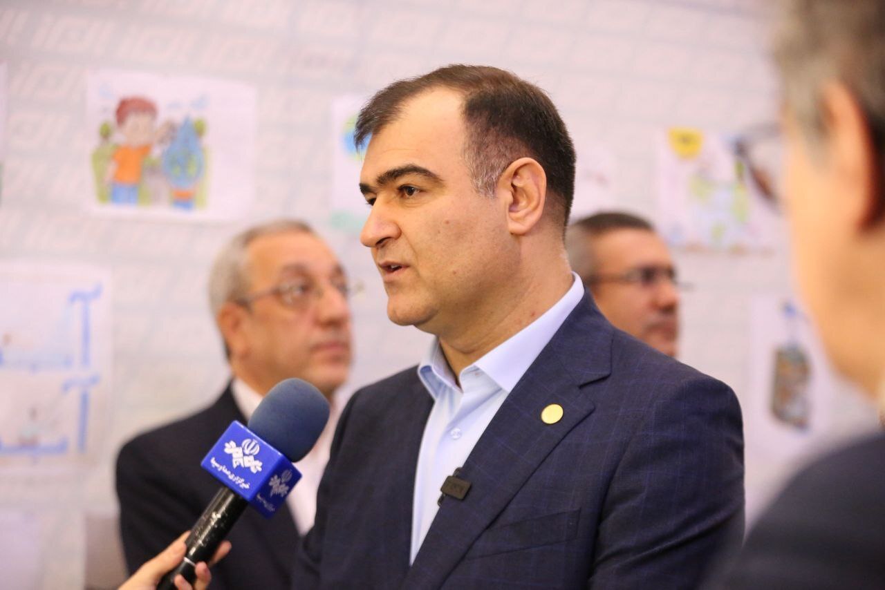 تقدیر از برگزیدگان پویش سراسری «آب را بیمه کنیم»